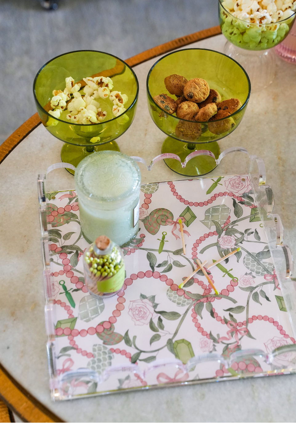 Rectangular acrylic tray with scalloped edges and a pink flamingo pattern on a white background.