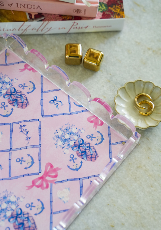 Delta Gamma Acrylic Scalloped Tray