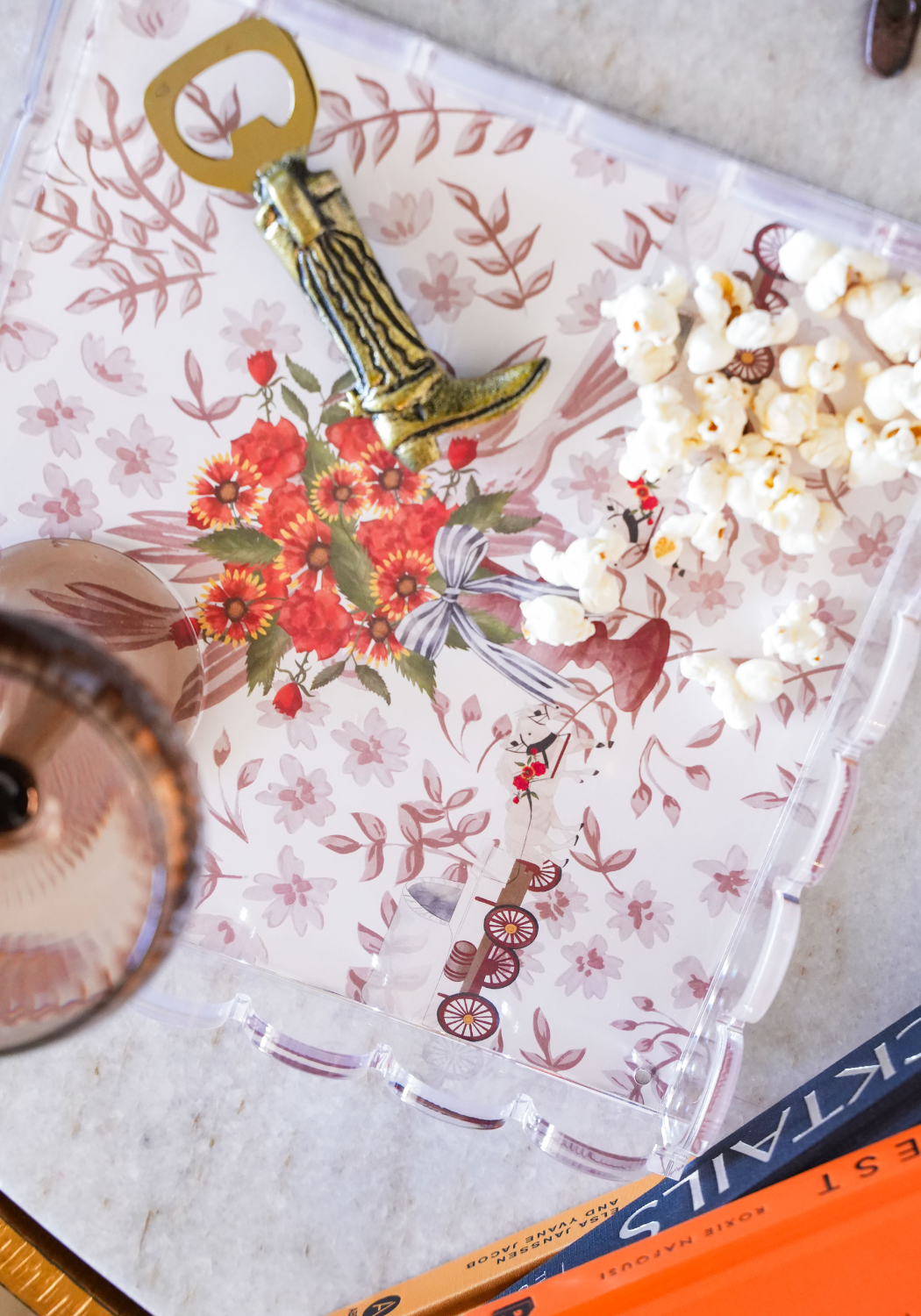 American Pioneer Acrylic Scalloped Tray