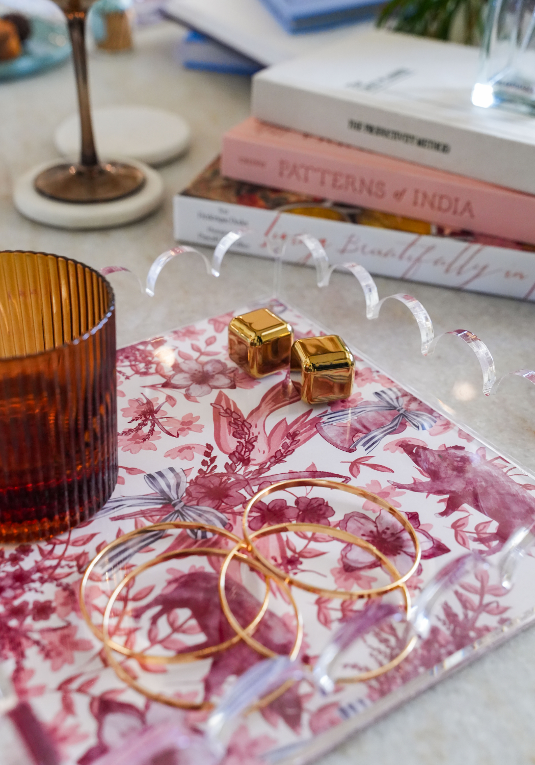 Cardinal & White Acrylic Scalloped Tray