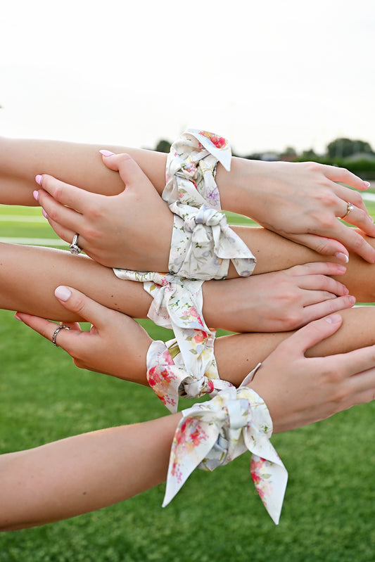 Matron of Honor Heirloom Scarflette™