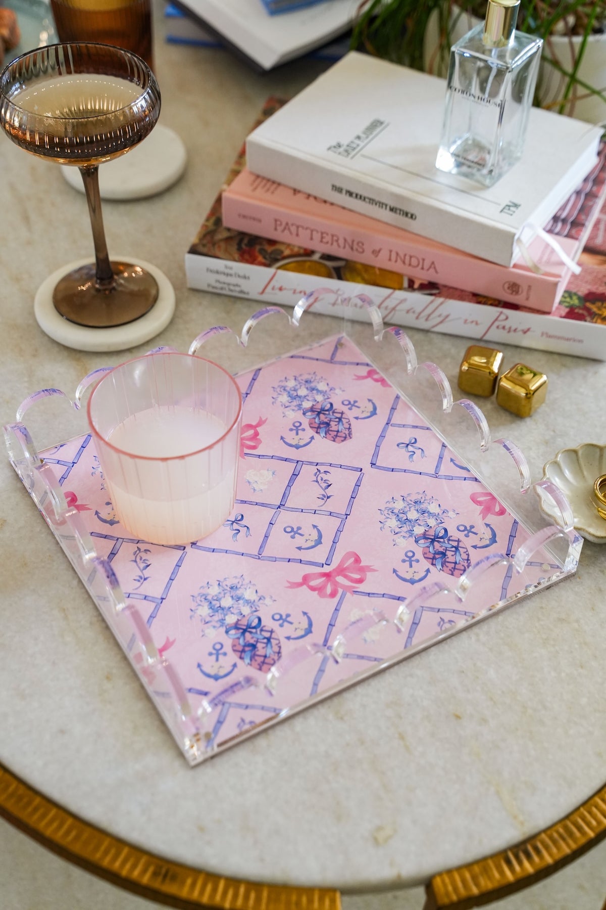 Delta Gamma Acrylic Scalloped Tray