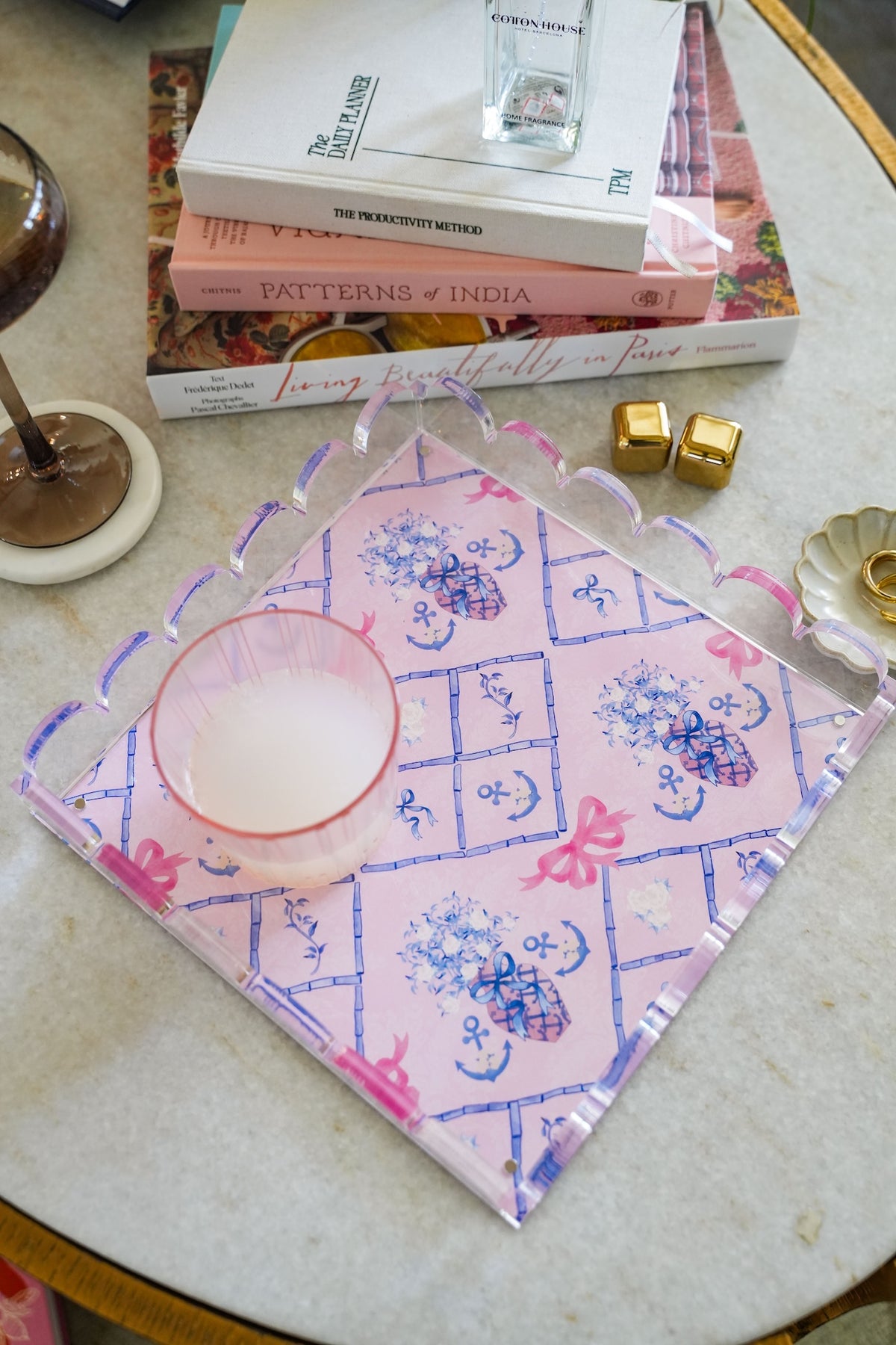 Delta Gamma Acrylic Scalloped Tray
